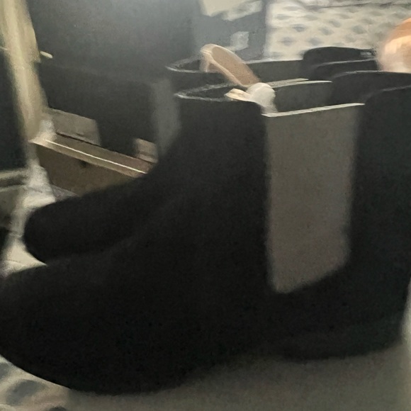 Vionic Chelsea Boot- Alana - Picture 5 of 6